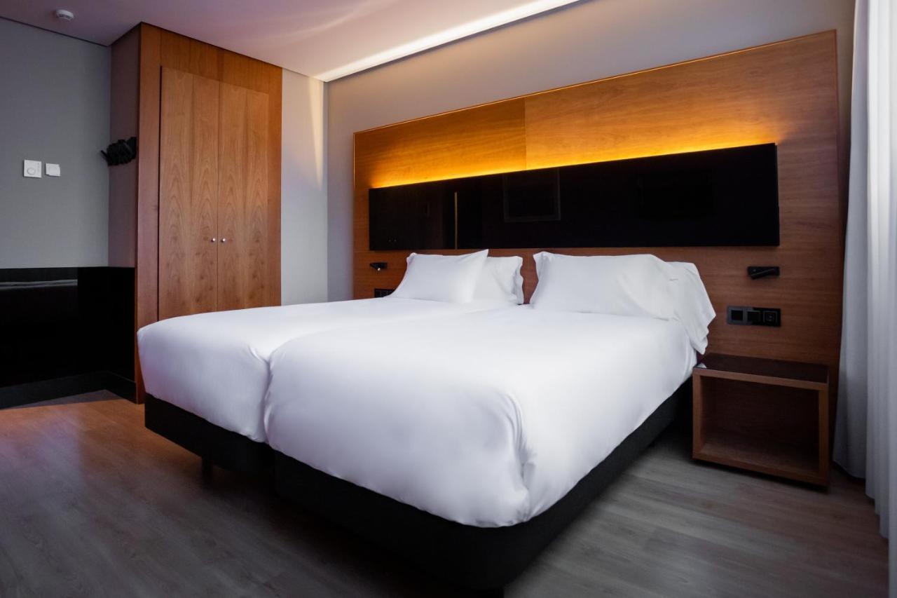 Hq La Galeria Hotel Burgos Exterior photo