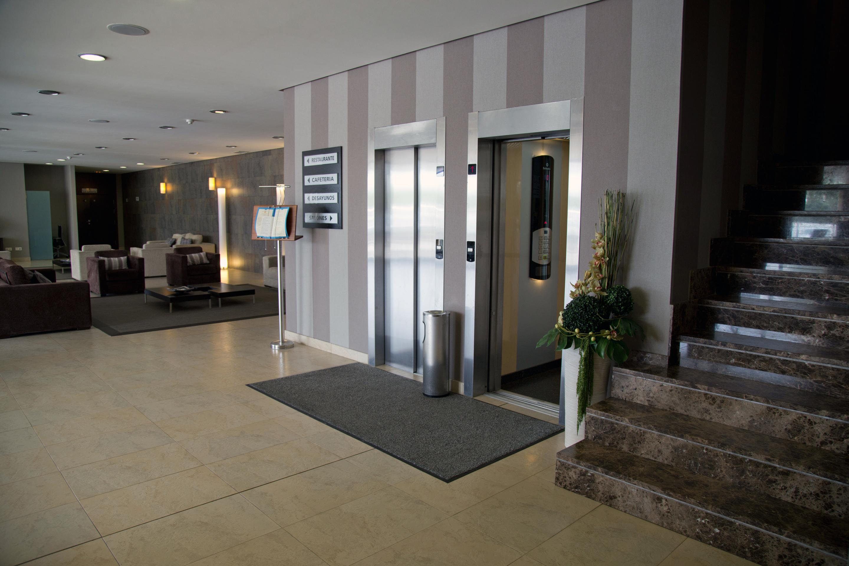 Hq La Galeria Hotel Burgos Exterior photo