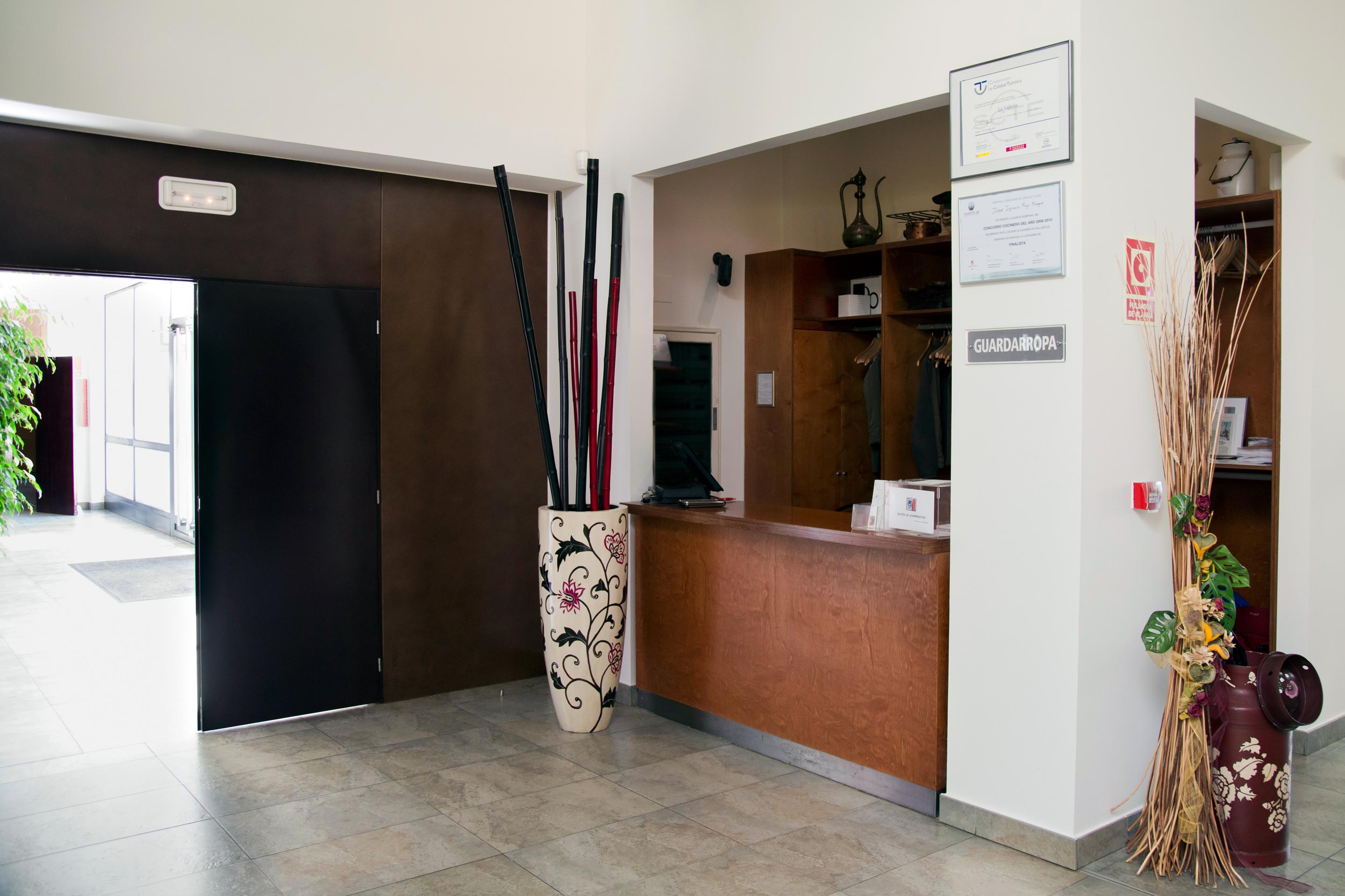 Hq La Galeria Hotel Burgos Exterior photo