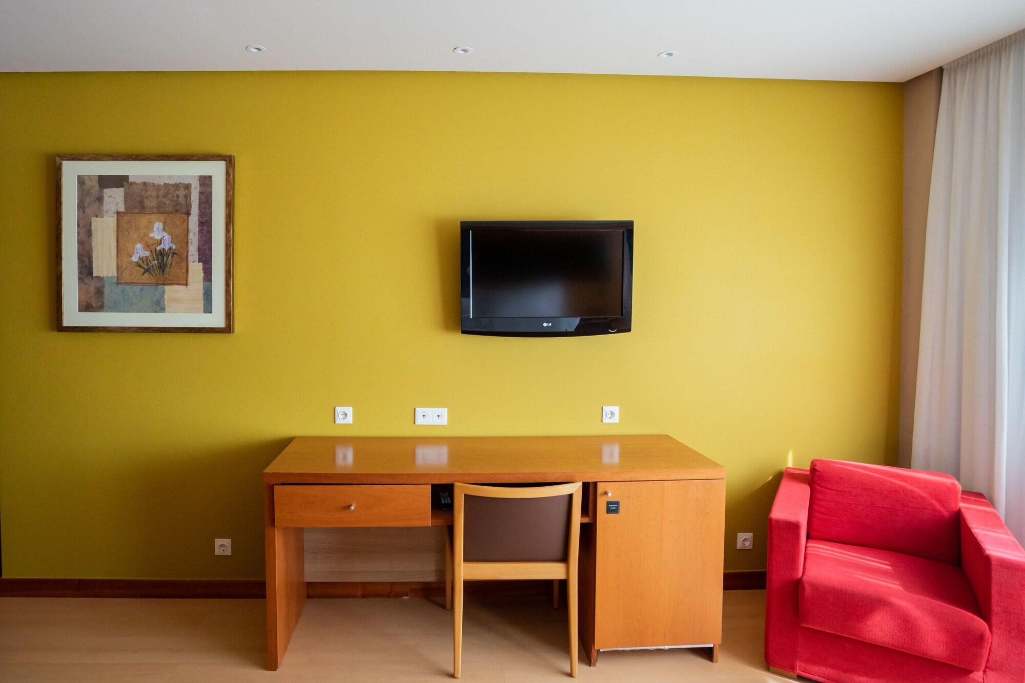 Hq La Galeria Hotel Burgos Exterior photo