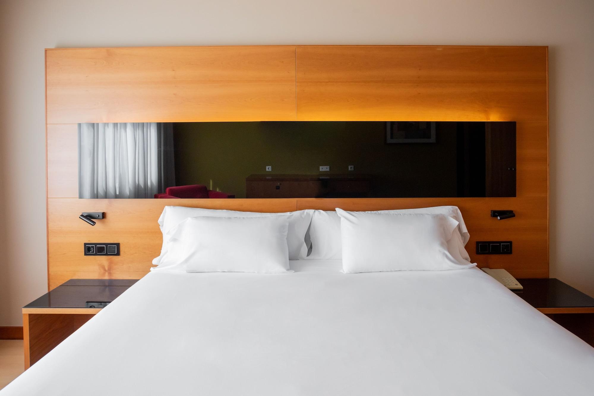 Hq La Galeria Hotel Burgos Exterior photo