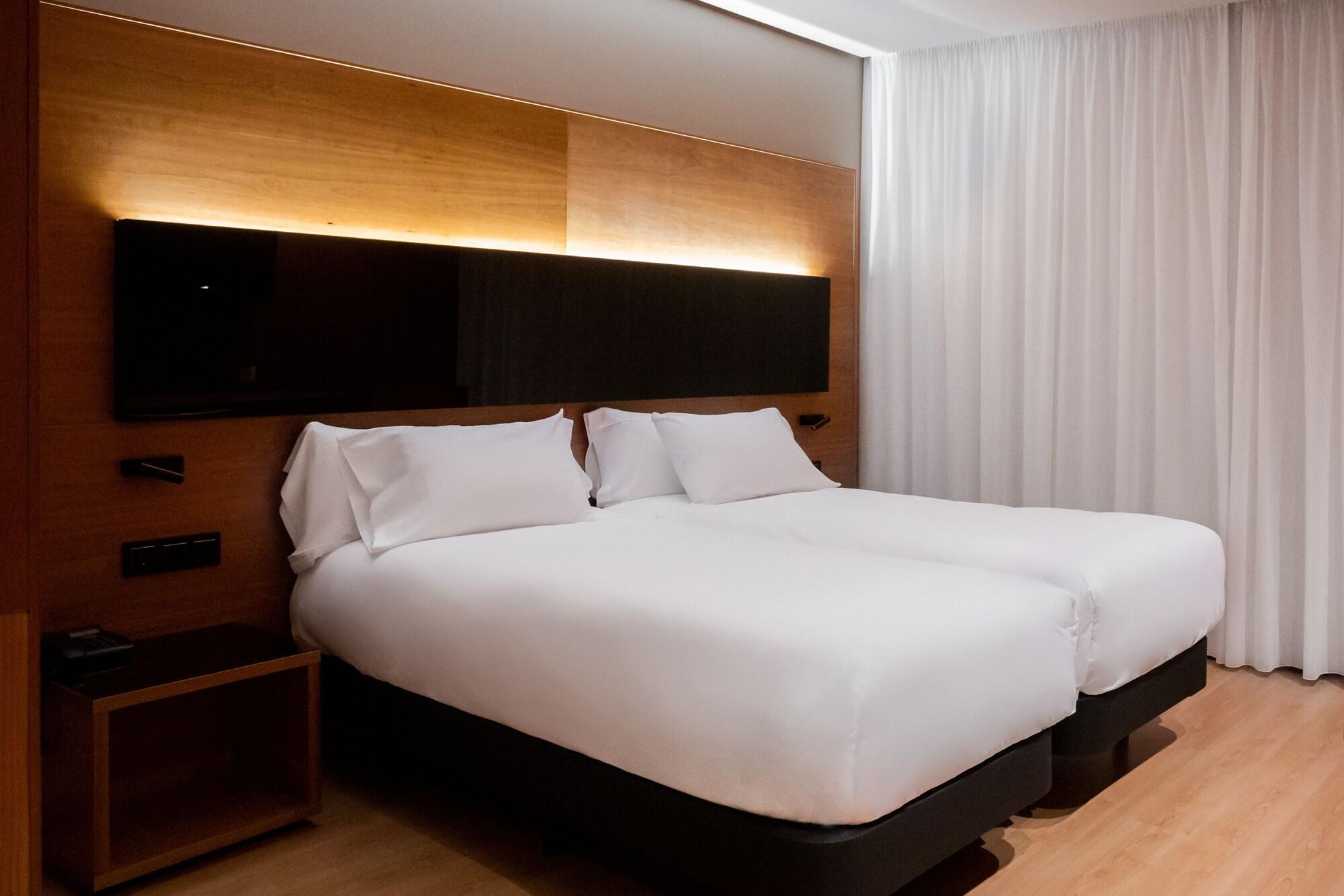 Hq La Galeria Hotel Burgos Exterior photo